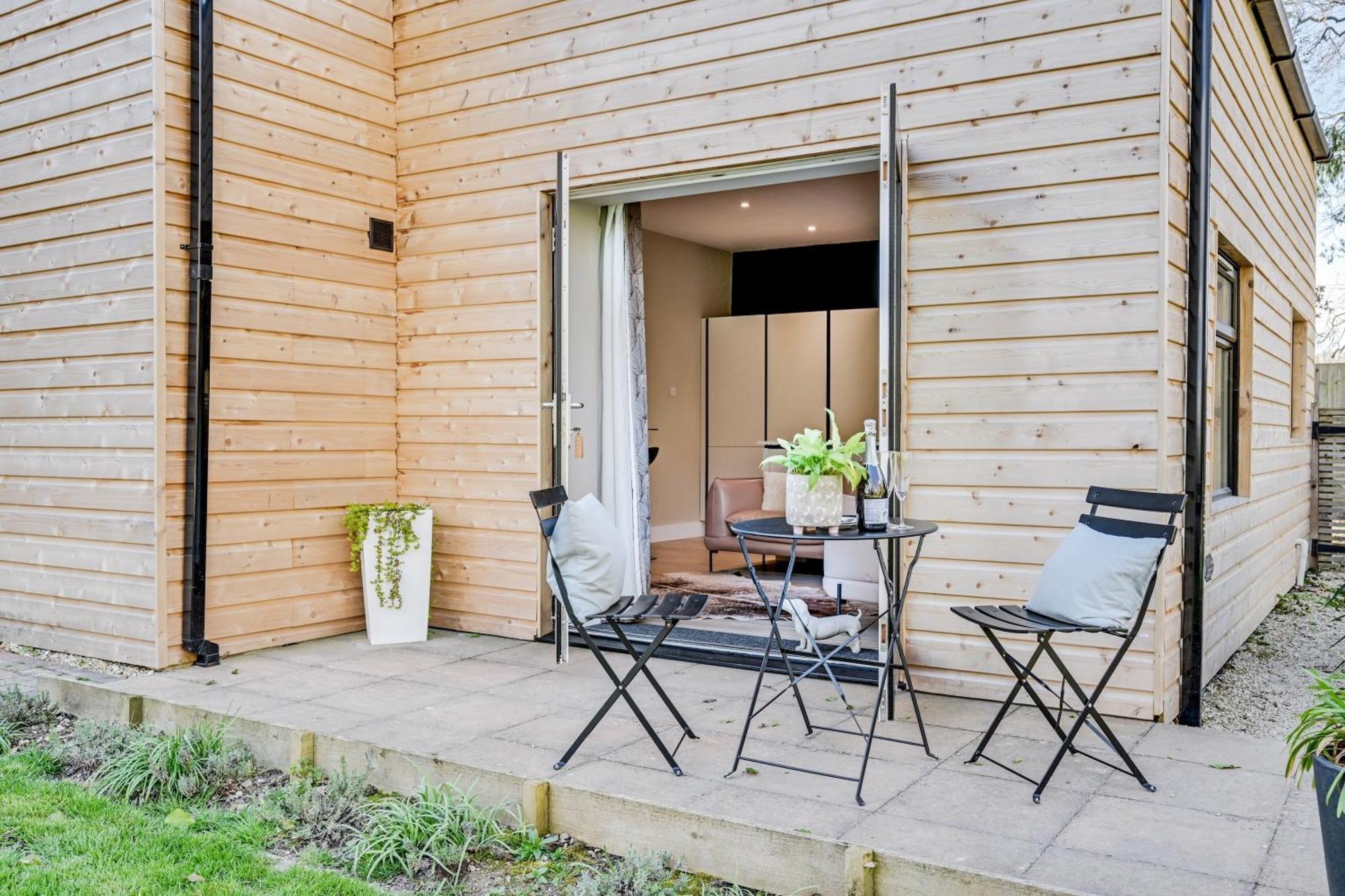 The Hideaway @ Flagham Cottage. Malmesbury Esterno foto